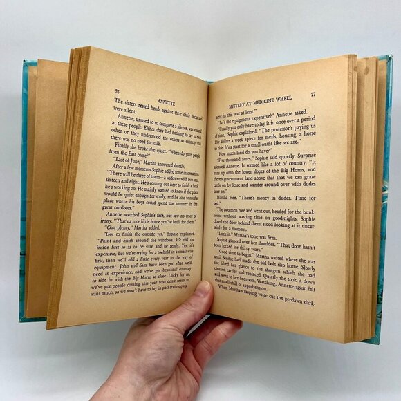 Vintage Disney Book Annette Mystery at Medicine Wheel 1964 Hardcover Horse - Picture 6 of 9